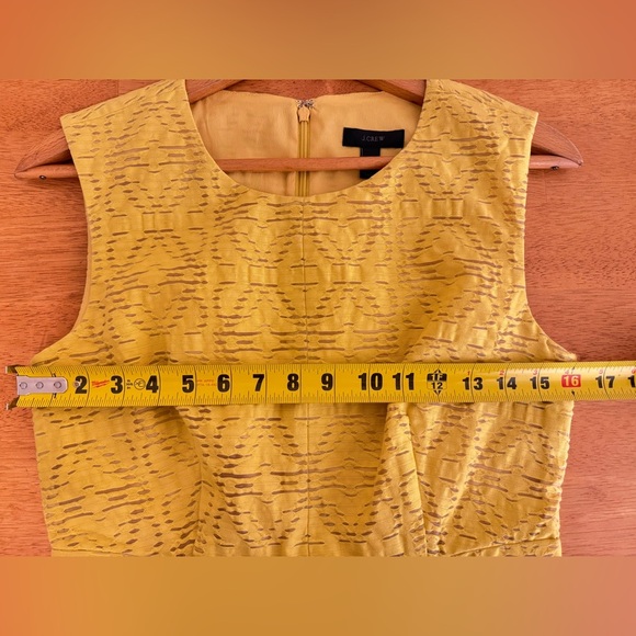 J Crew Yellow Sleeveless Eyelet Jacquard Fit Flare Dress Fully Lined Size 4 - Picture 5 of 7
